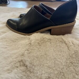 Cynthia Rowley Eddie Shoe Bootie‎ Black Pointed Toe size 8,5